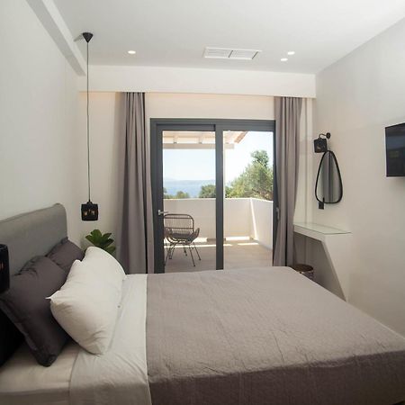 Koríthion Marea Luxury Suites - Tramontana מראה חיצוני תמונה